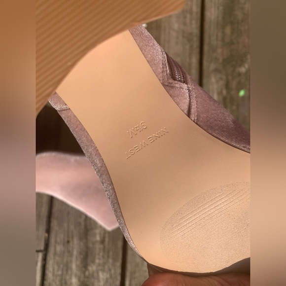 Nine West GalPal Velvet Peep-Toe Ankle Booties size 9.5 dusty blush pink - Picture 5 of 6